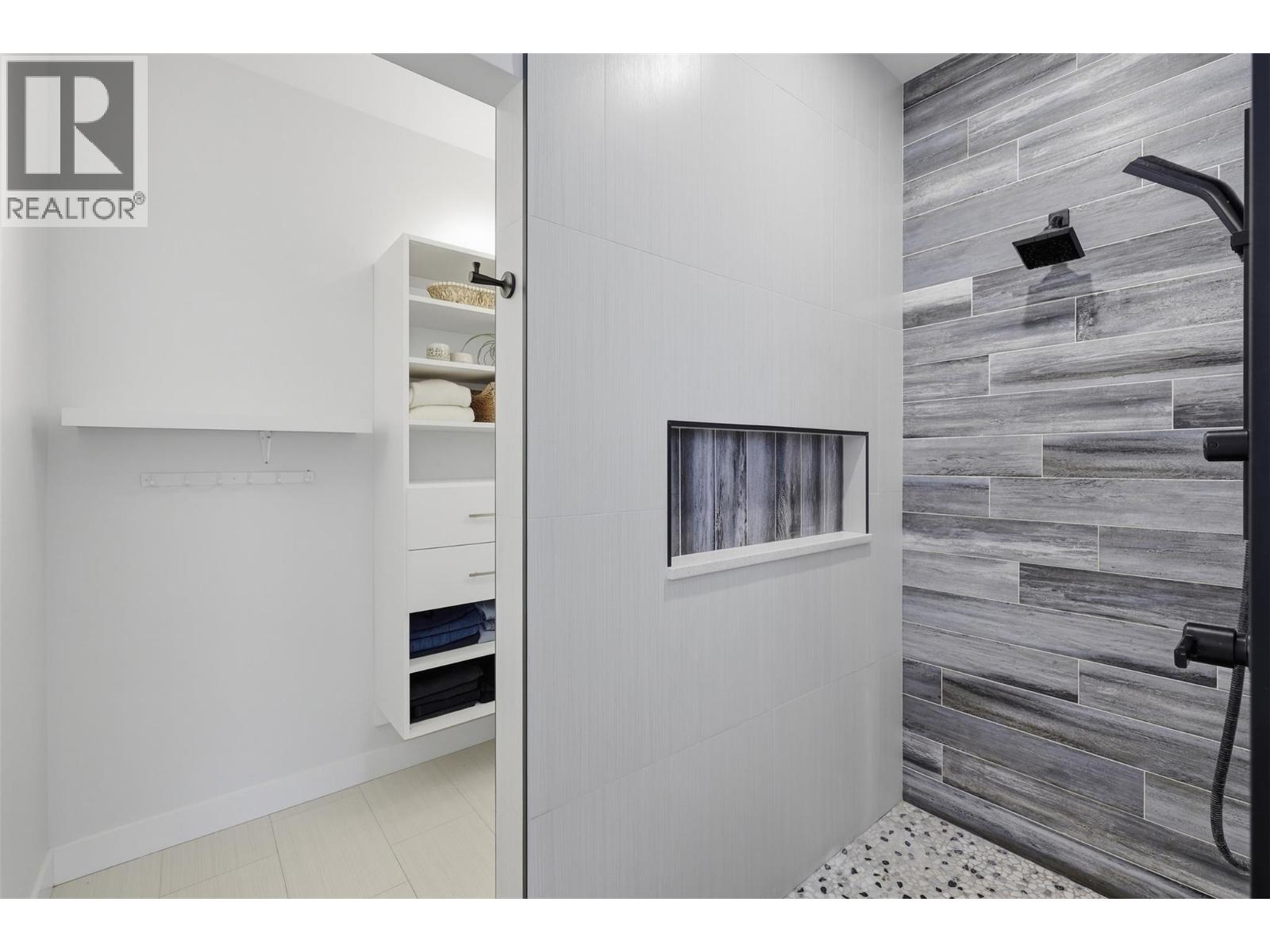 1848 PARKCREST Avenue - 24