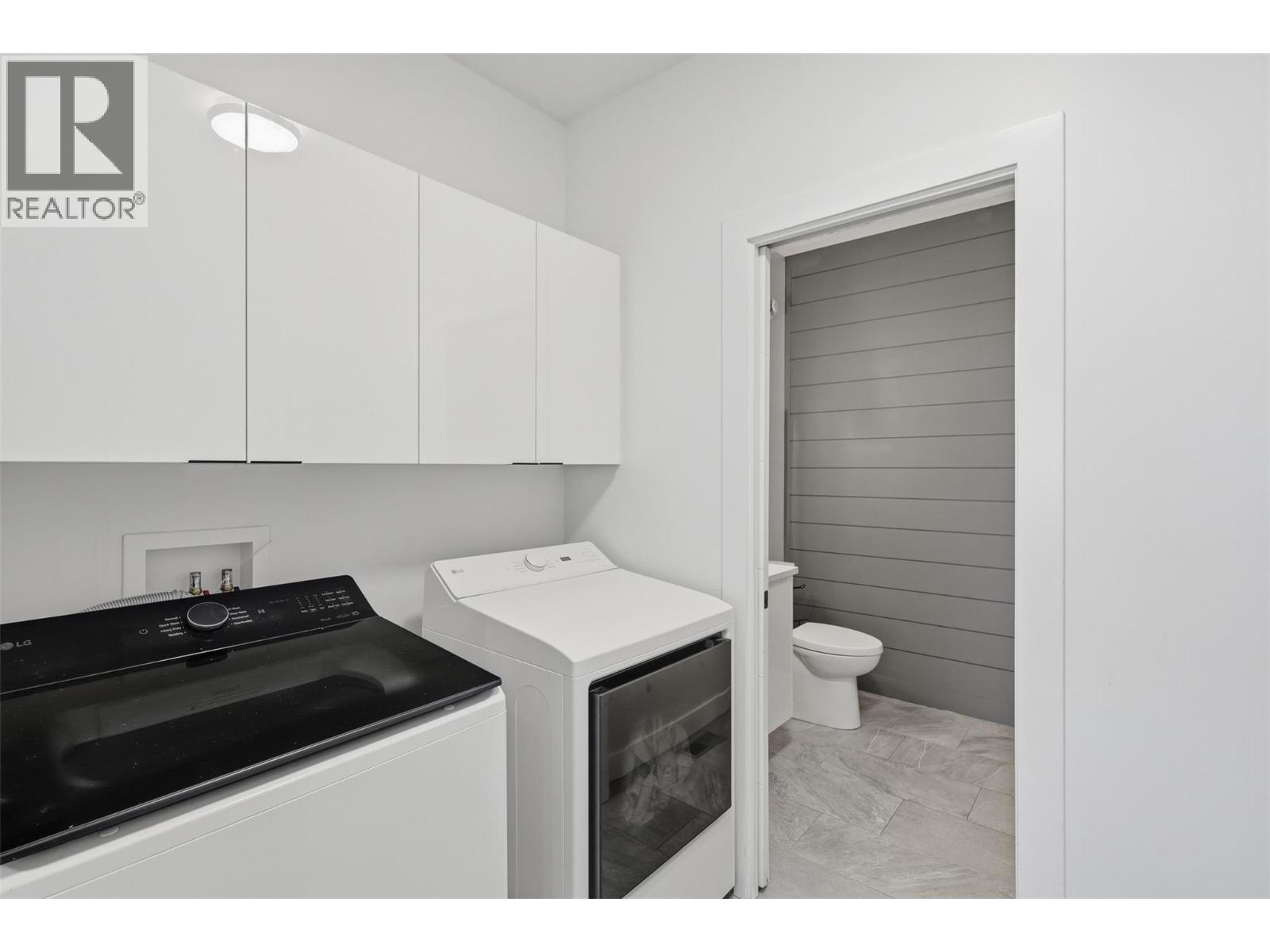 1848 PARKCREST Avenue - 37