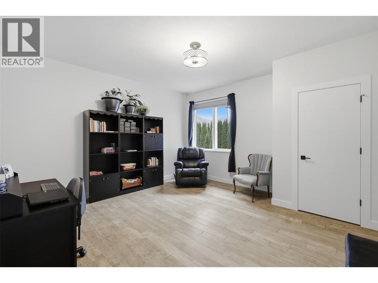 1848 PARKCREST Avenue - 64