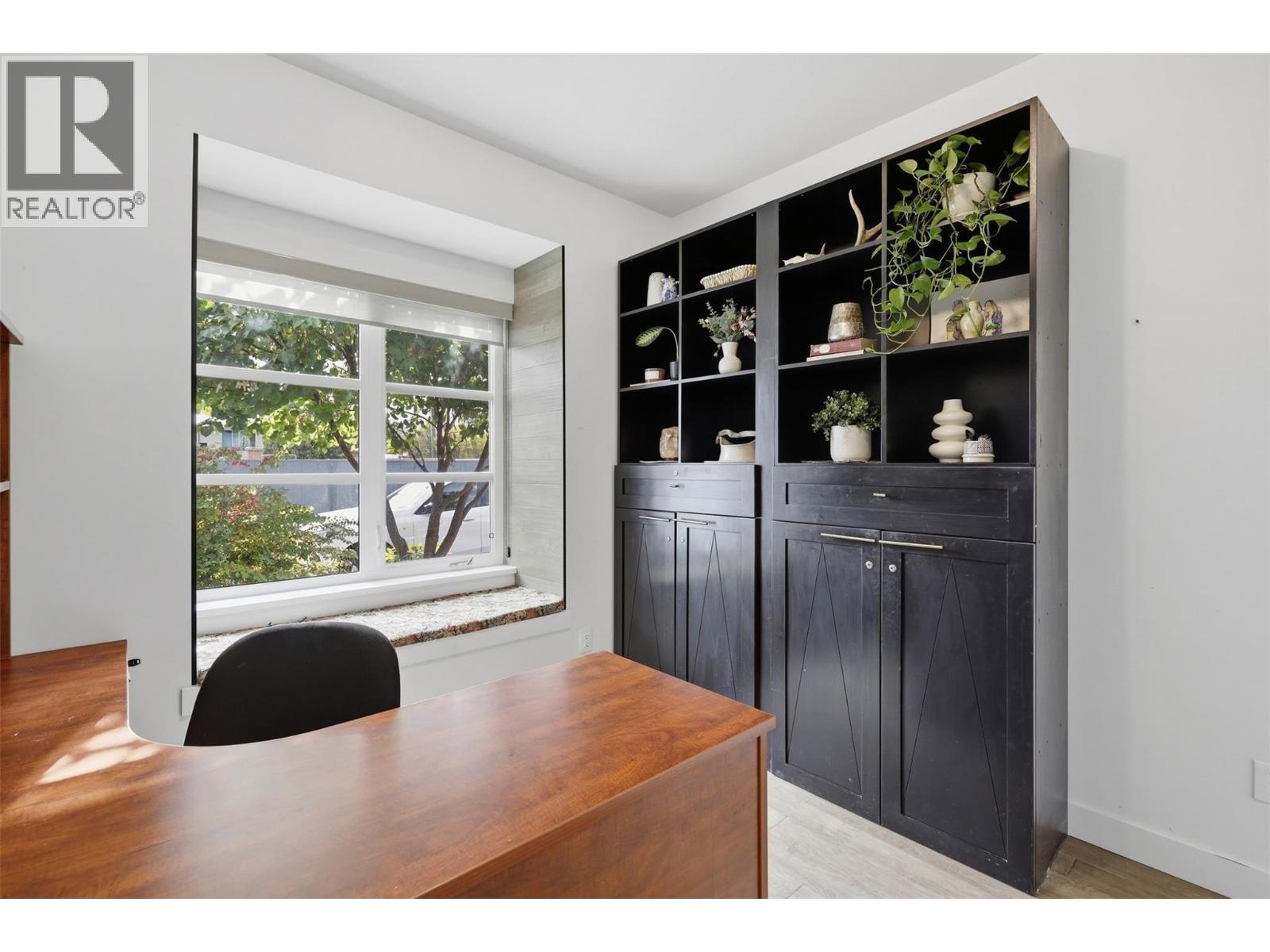 1848 PARKCREST Avenue - 36