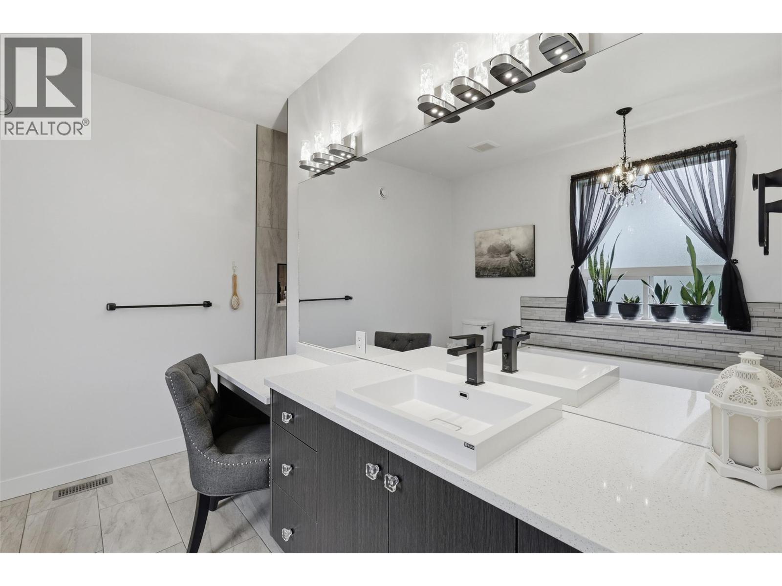 1848 PARKCREST Avenue - Image 58