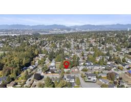 11055 80a Avenue, Delta, BC V4C1Y4 Photo 16