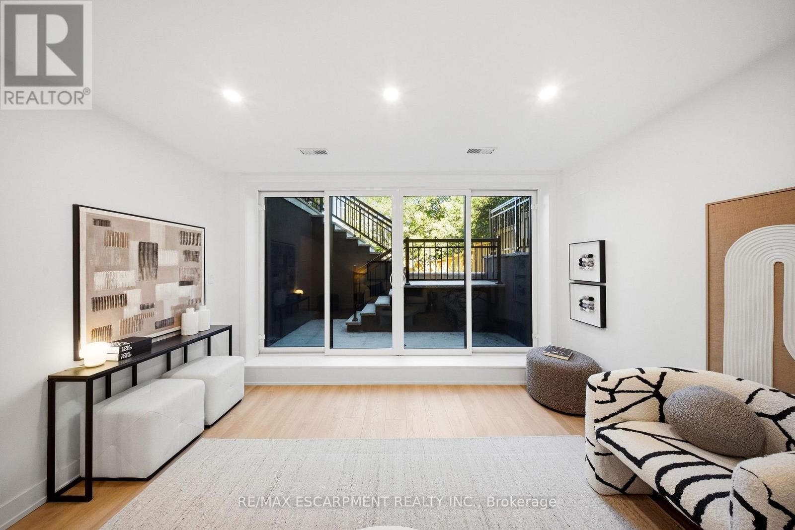 14 KENTROYAL DRIVE - Image 35