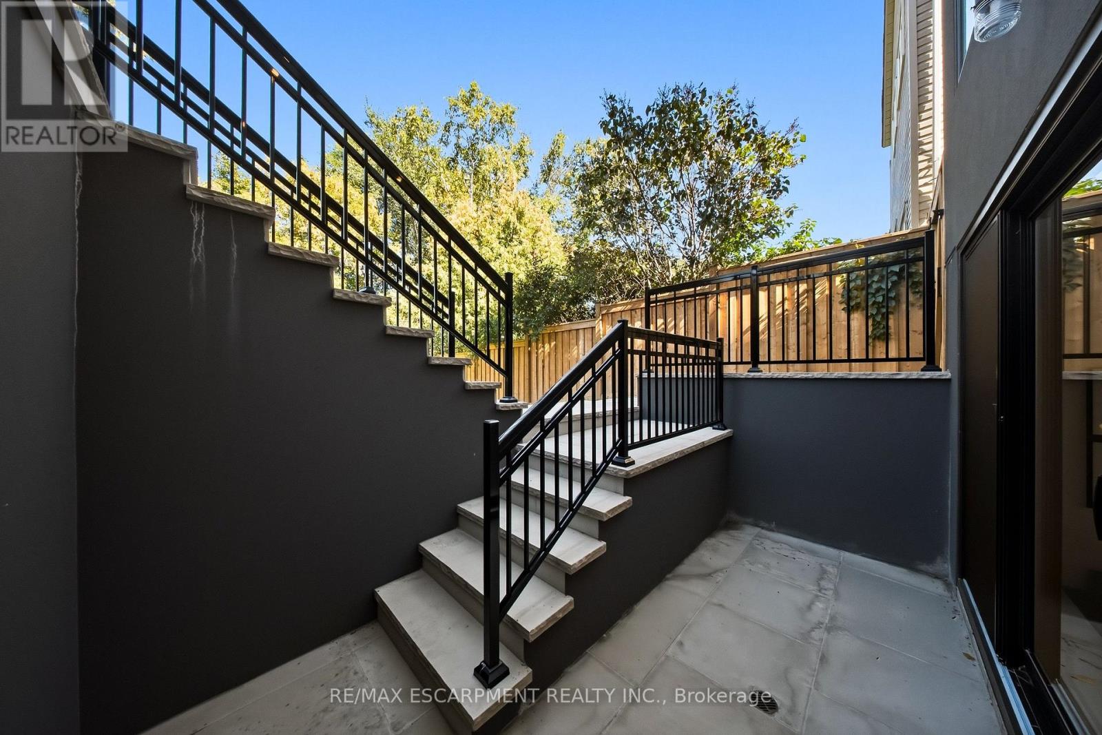 14 KENTROYAL DRIVE - Image 36