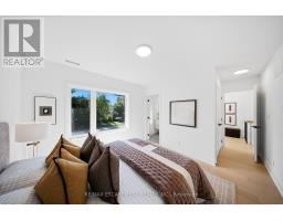 14 Kentroyal Drive, Toronto, ON M9P2M8 Photo 20