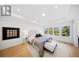 14 Kentroyal Drive, Toronto, ON M9P2M8 Photo 25