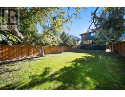 14 Kentroyal Drive, Toronto, ON M9P2M8 Photo 47