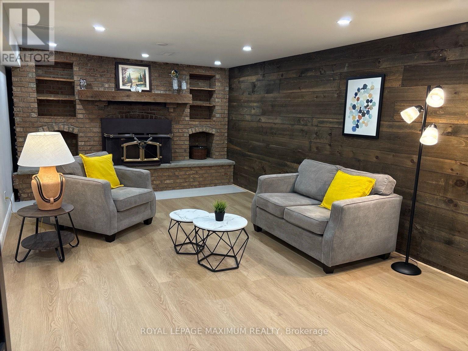 18 RICHLAND CRESCENT, Toronto (Eringate-Centennial-West Deane) — photo 5