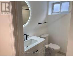 18 Richland Crescent, Toronto, ON M9C4C7 Photo 10