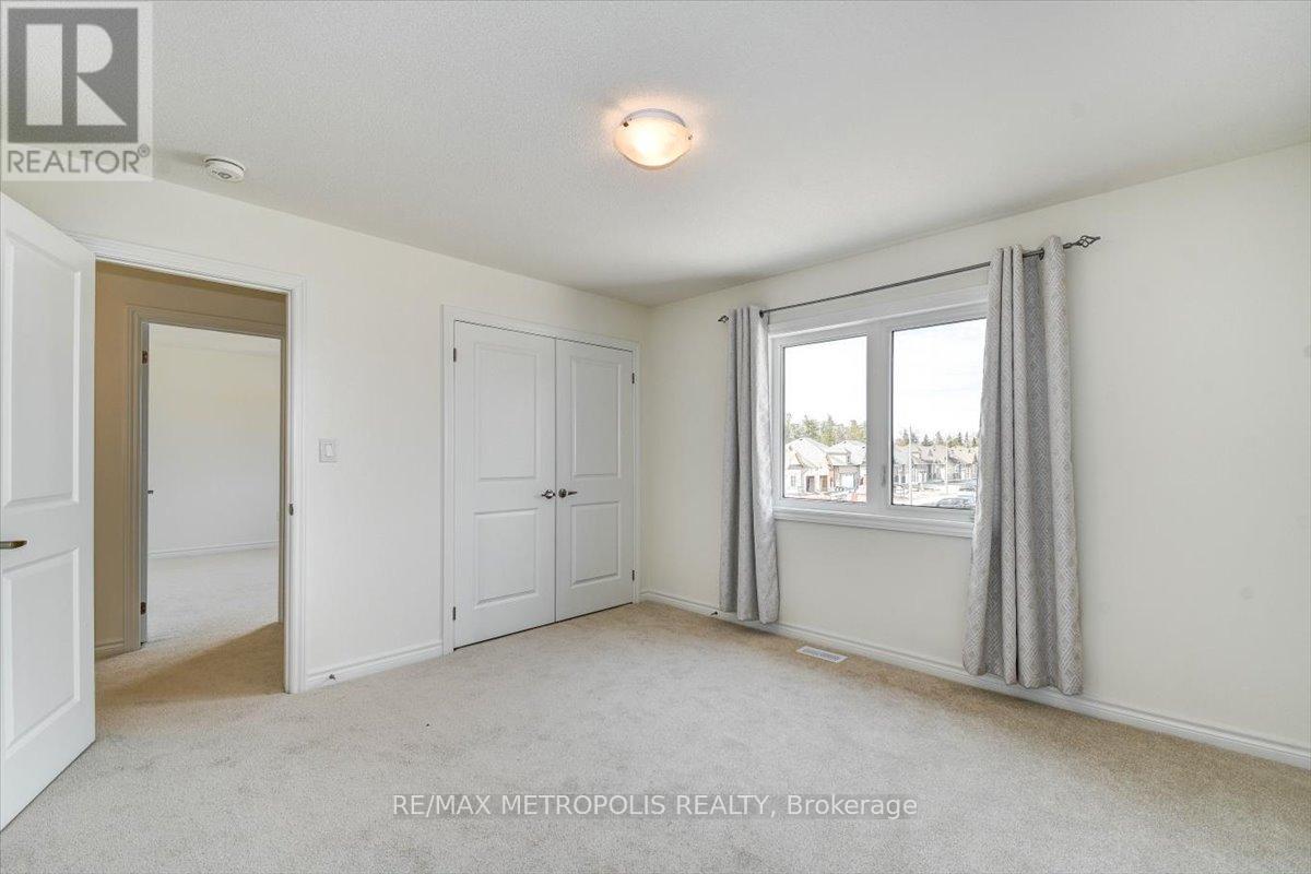 78 Hillcroft Way — photo 33