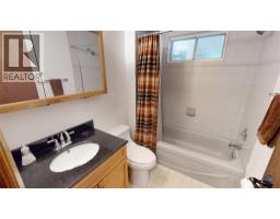1725 6th Ave Avenue, Invermere, BC V0A1K0 Photo 24