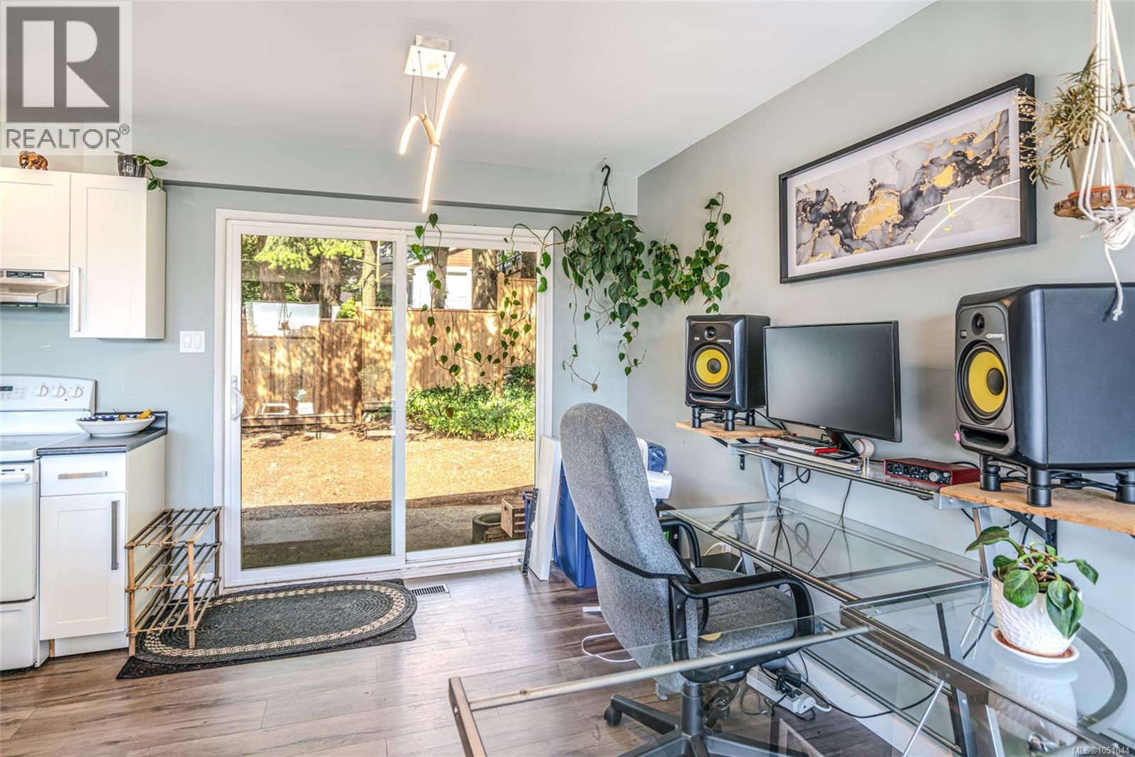3809 Morris Pl - 6