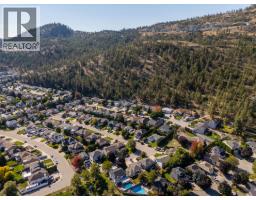 138 Applebrooke Crescent, Kelowna, BC V1V1W4 Photo 32