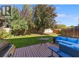 138 Applebrooke Crescent, Kelowna, BC V1V1W4 Photo 14