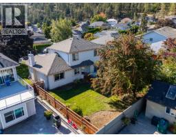 138 Applebrooke Crescent, Kelowna, BC V1V1W4 Photo 22