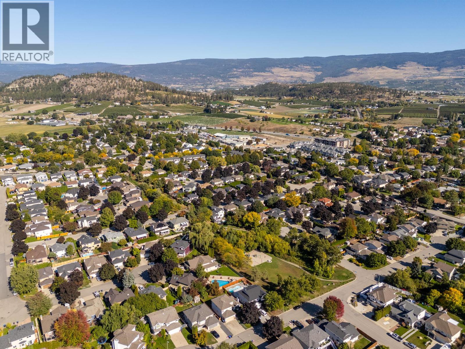 138 Applebrooke Crescent, Kelowna