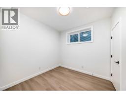 39B Moncton Road NE - photo 38