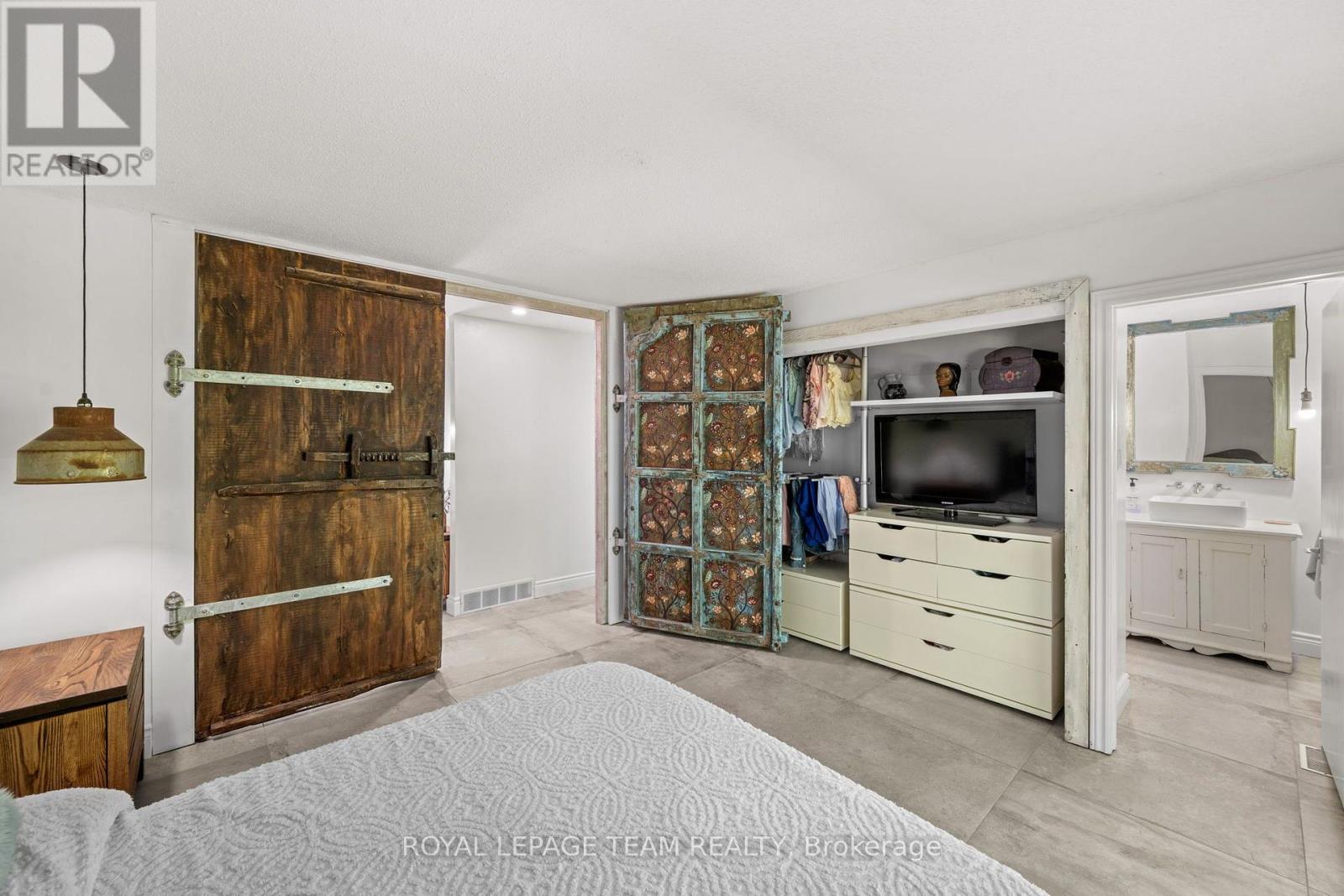 33 RUTHERFORD CRESCENT - Image 35