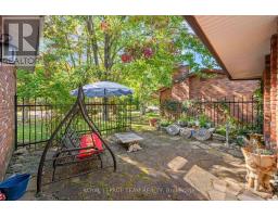 33 Rutherford Crescent, Ottawa, ON K2K1N1 Photo 14