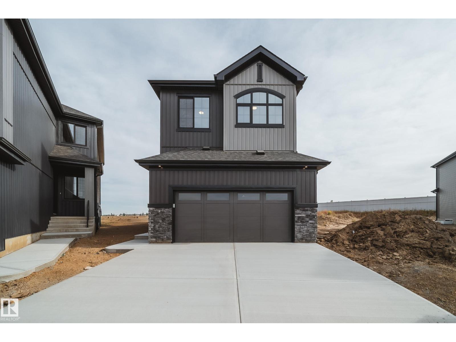 Property for sale at 73 Chartres CL
