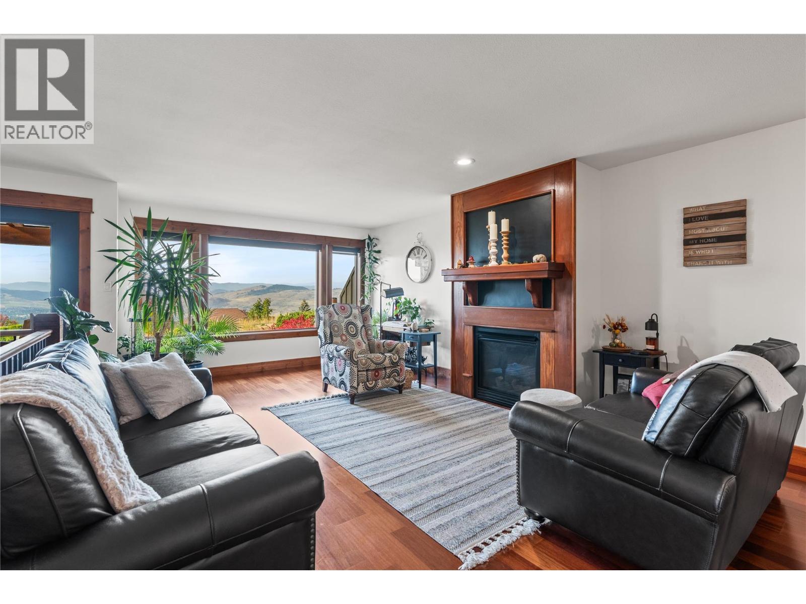 #2 6900 Manning Place - 7