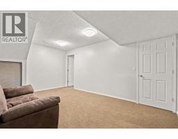 27 Templemont Drive Ne, Calgary, AB T1Y4Z5 Photo 32