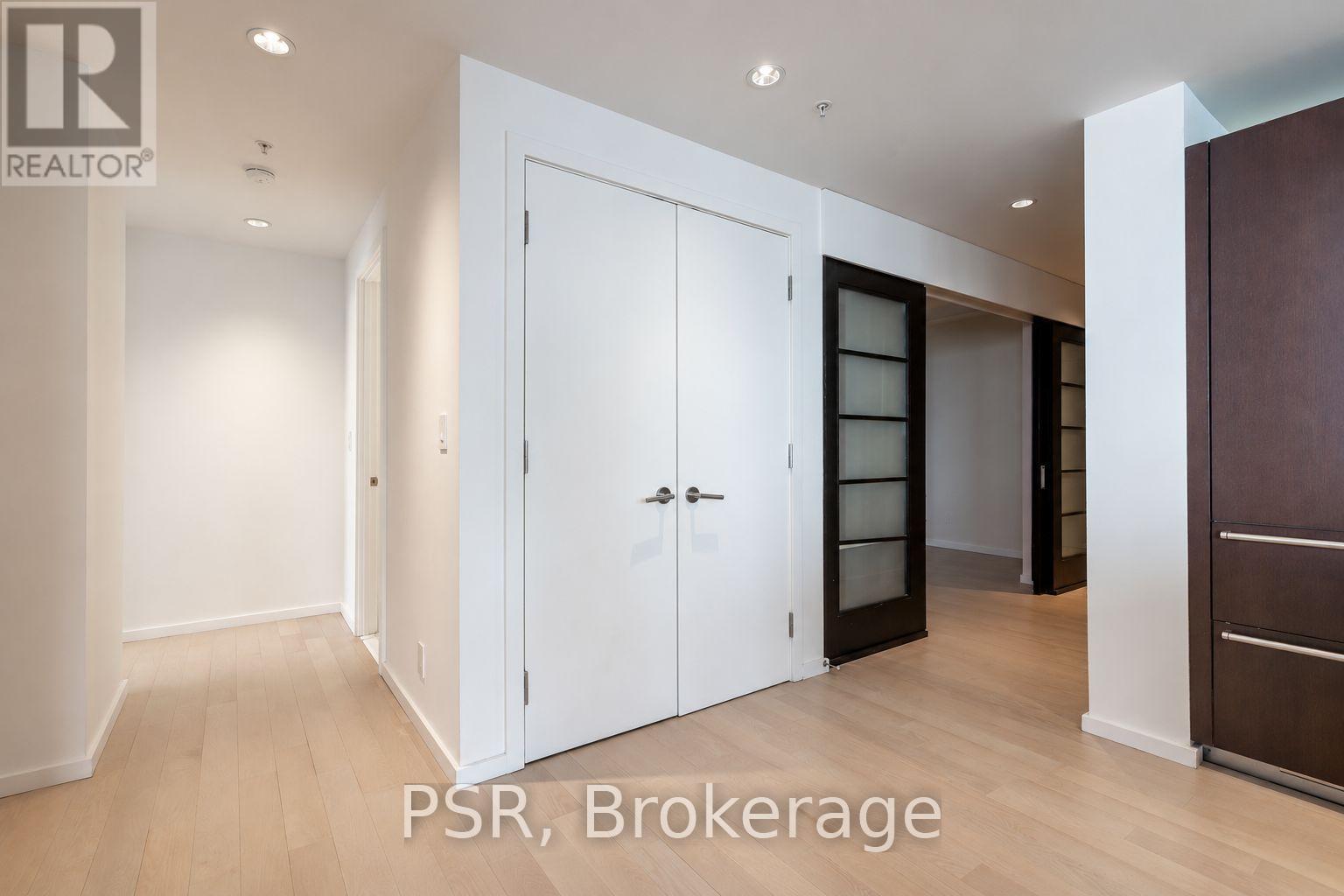 3505 - 180 UNIVERSITY AVENUE, Toronto (Bay Street Corridor) — photo 8