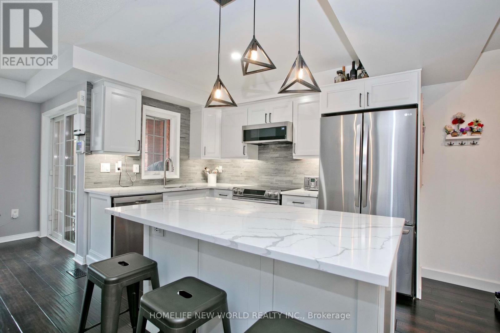 30 LINNELL STREET, Ajax (Central East) — photo 8
