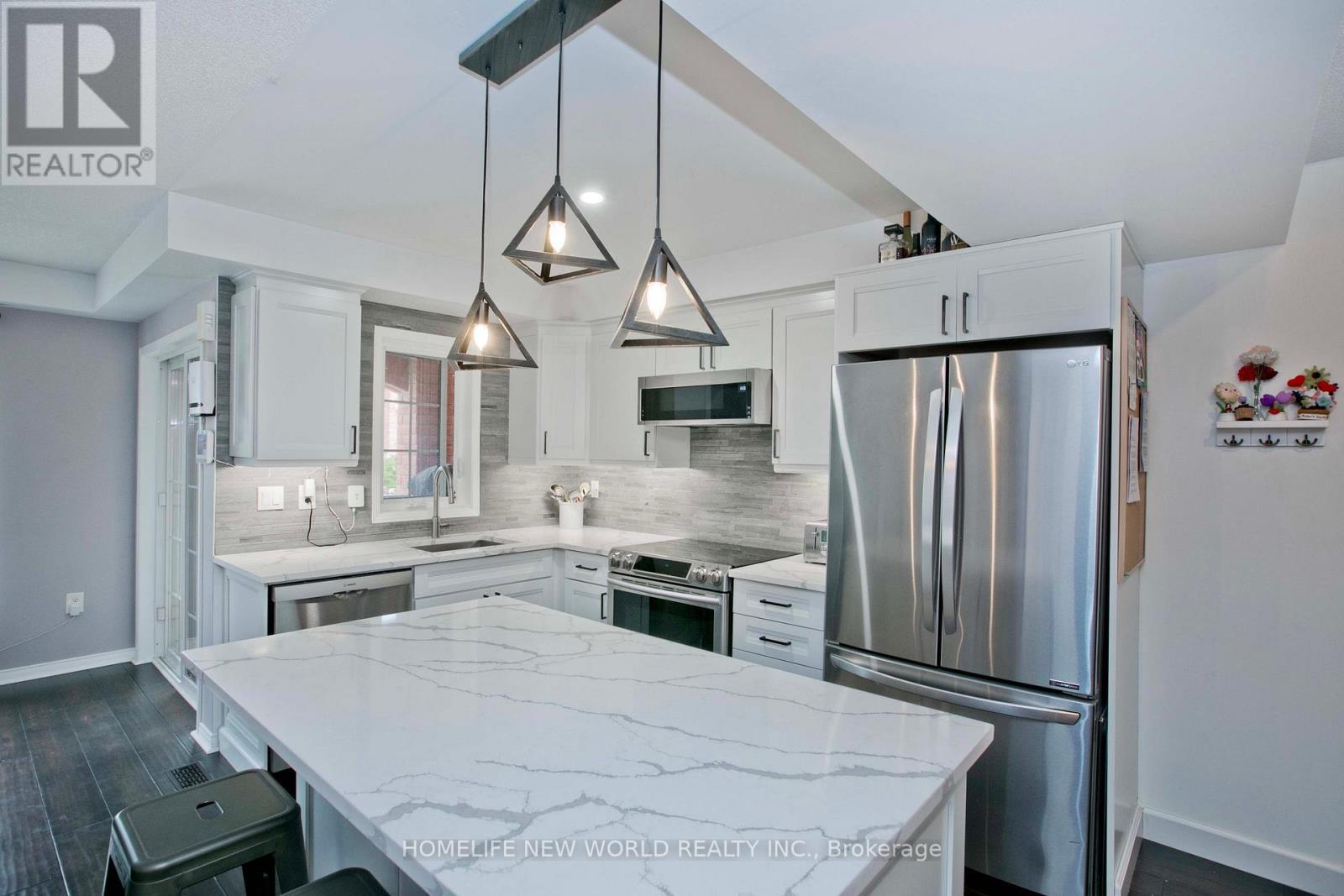 30 LINNELL STREET, Ajax (Central East) — photo 9
