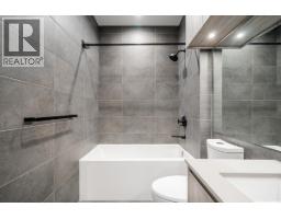 322 300 Salter Street, New Westminster, BC V3M0L9 Photo 27