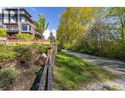 322 300 Salter Street, New Westminster, BC V3M0L9 Photo 35