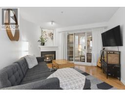 112 147 E 1st, North Vancouver, BC V7L1B2 Photo 9
