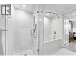 305 1519 Crown Street, North Vancouver, BC V7J1G6 Photo 25