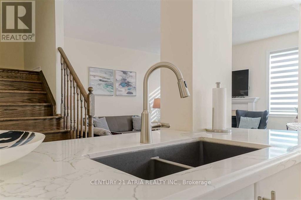 51 TEMPLE AVENUE, East Gwillimbury (Sharon) — photo 10