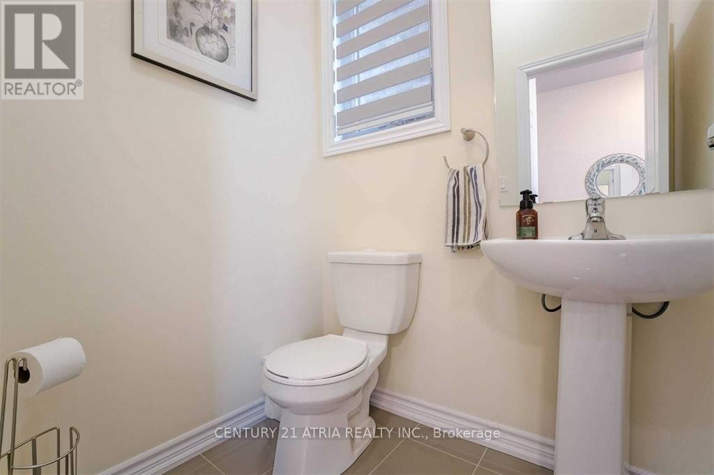 51 Temple Avenue — photo 16