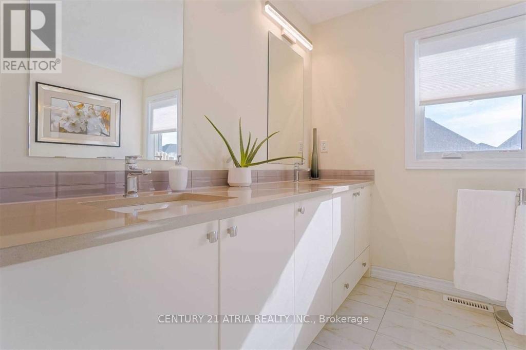 51 Temple Avenue — photo 24