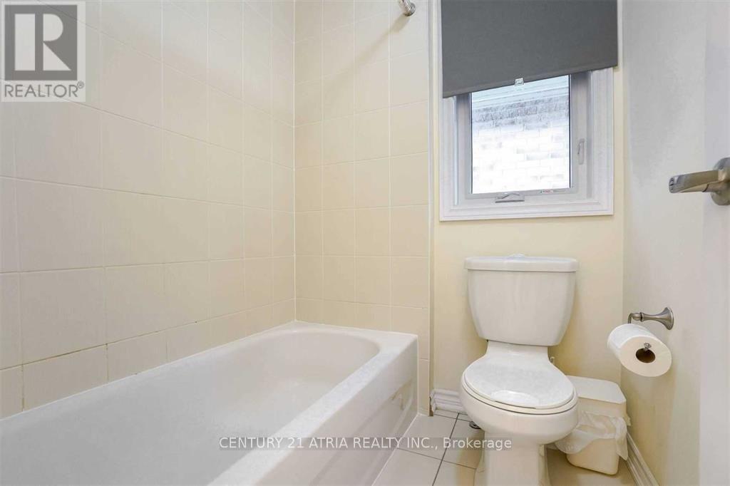 51 Temple Avenue — photo 34