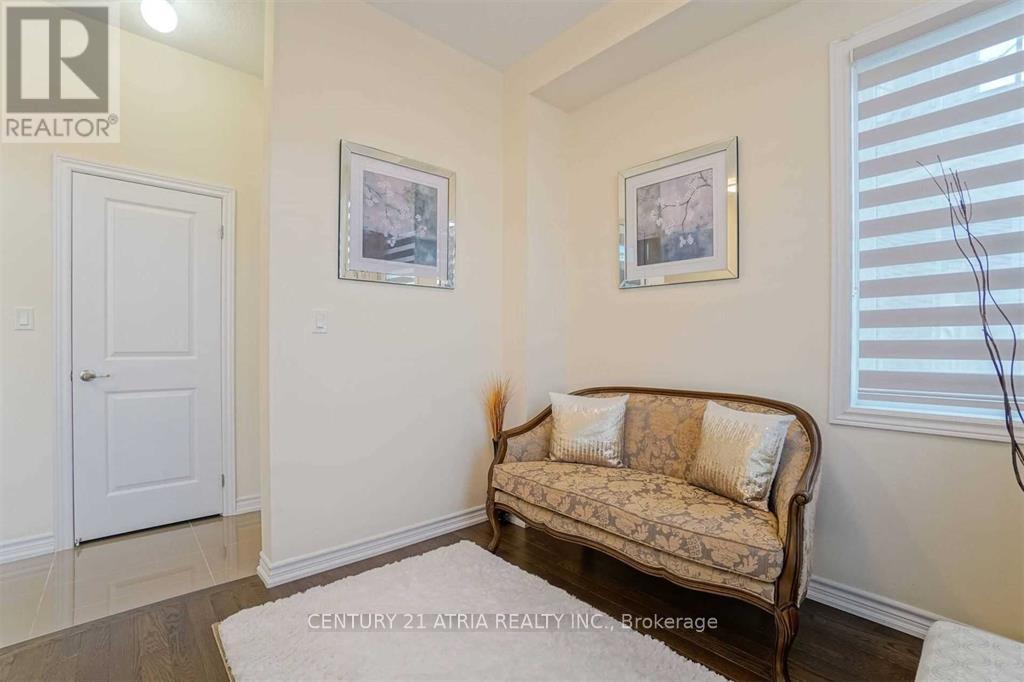 51 TEMPLE AVENUE, East Gwillimbury (Sharon) — photo 5