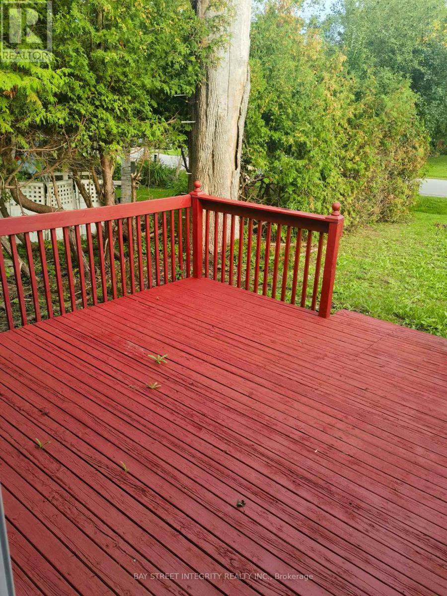 298 LAKEVIEW BOULEVARD - 16