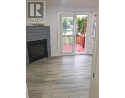 298 Lakeview Boulevard, Georgina, ON L4P2Y7 Photo 6