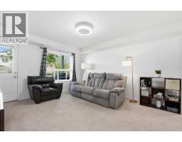 400, 8 Bayside Place - photo 3