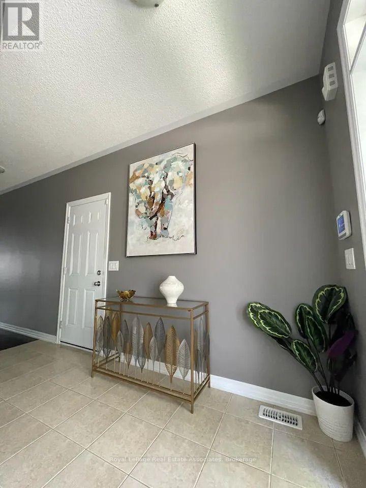 22 FORBES TERRACE, Milton (SC Scott) — photo 3