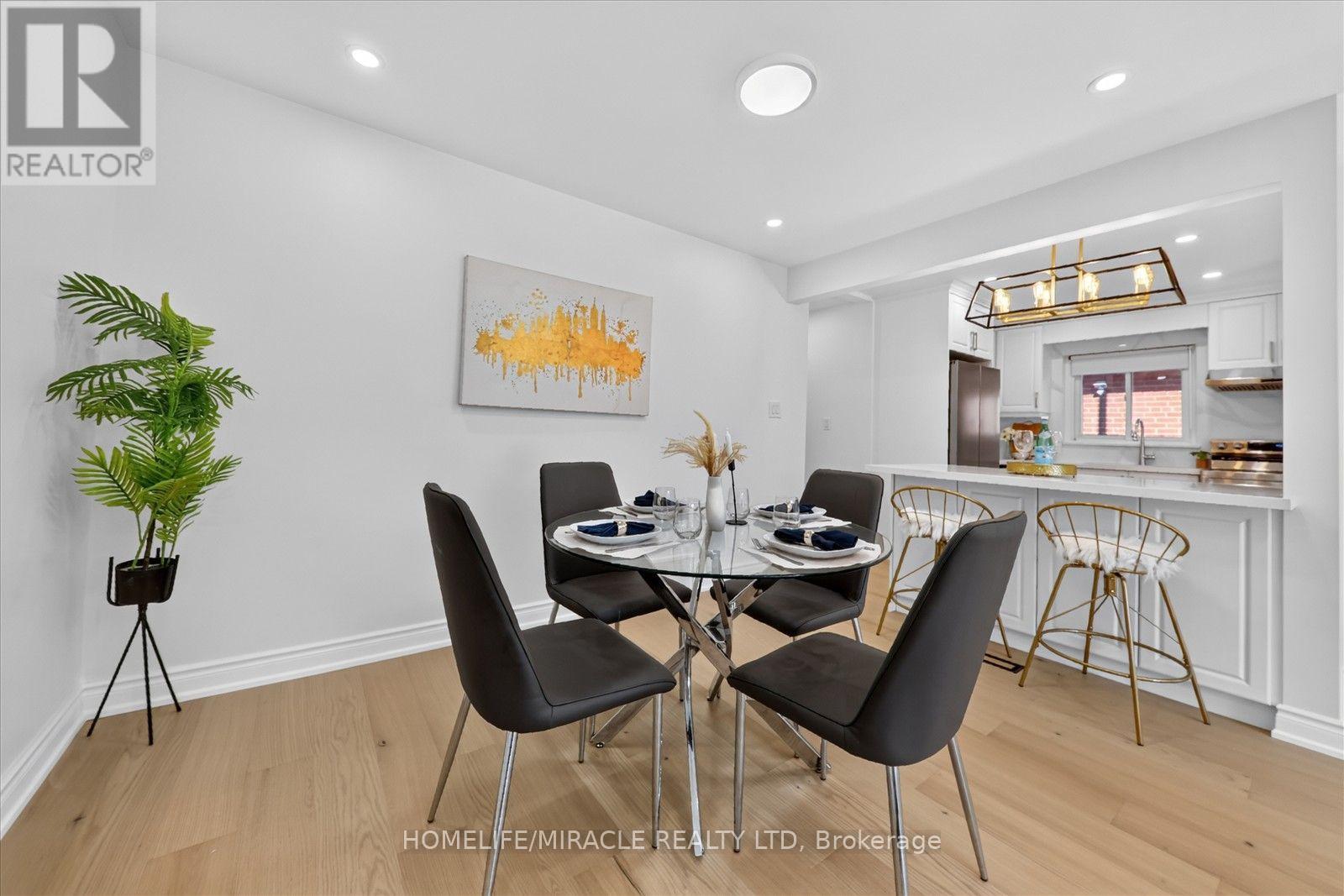 18 ELDERFIELD CRESCENT, Toronto (Etobicoke West Mall) — photo 10
