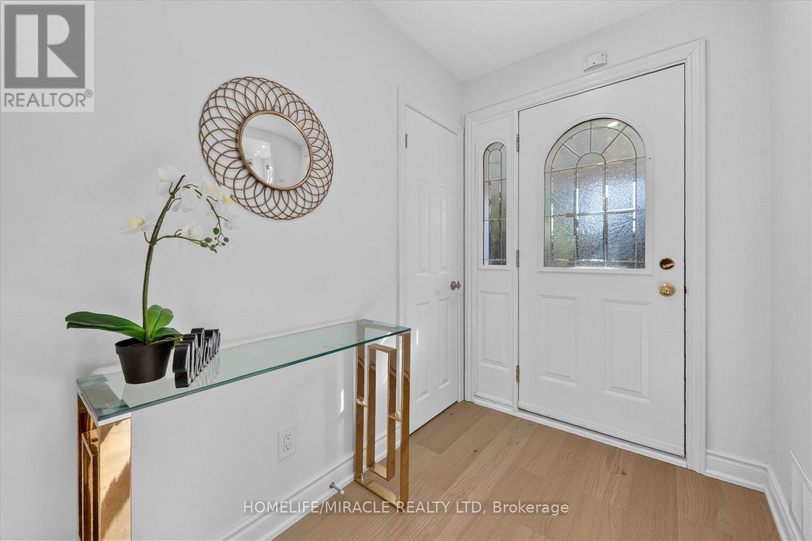 18 ELDERFIELD CRESCENT, Toronto (Etobicoke West Mall) — photo 5