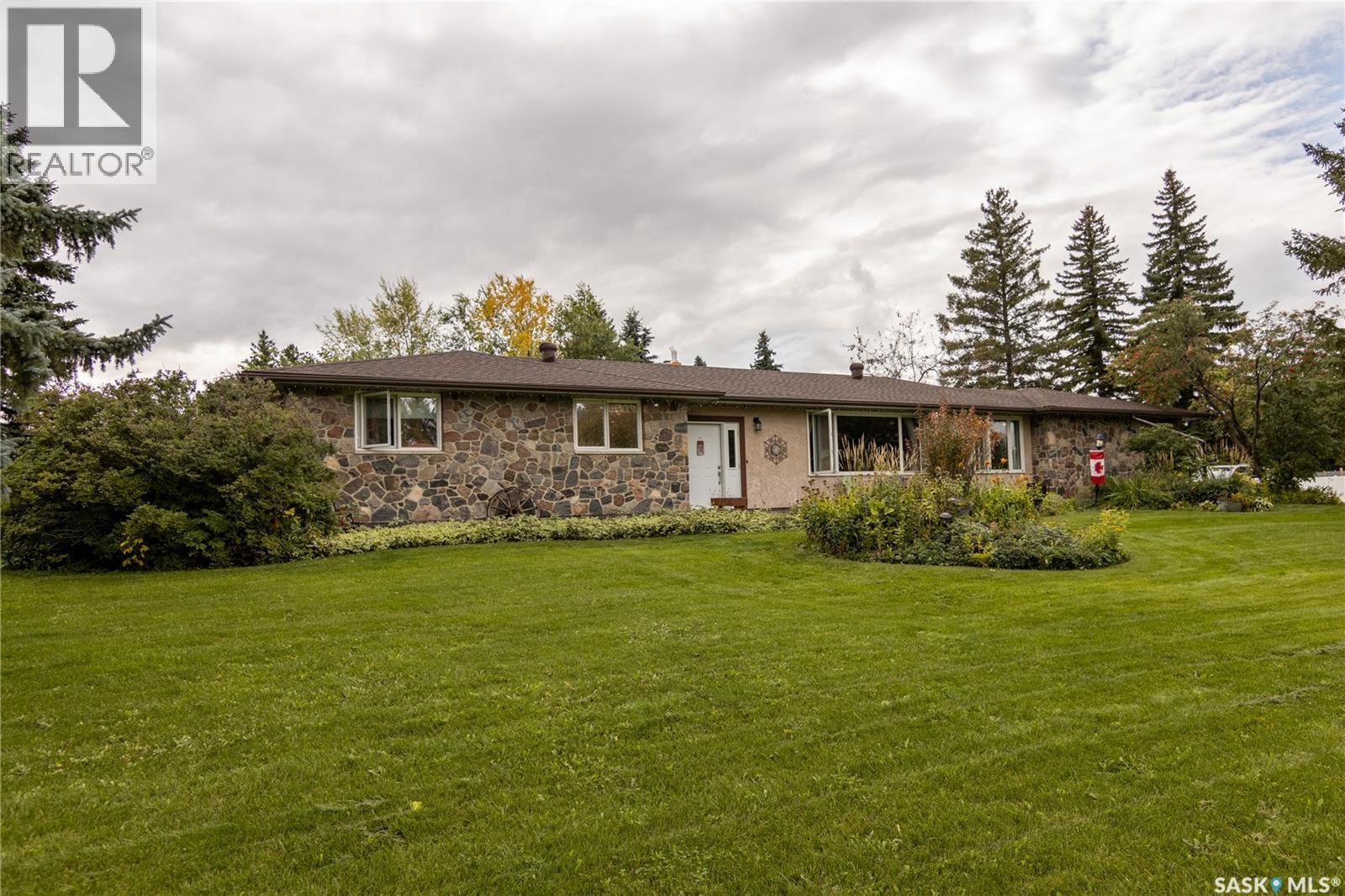 517 East DRIVE - 2