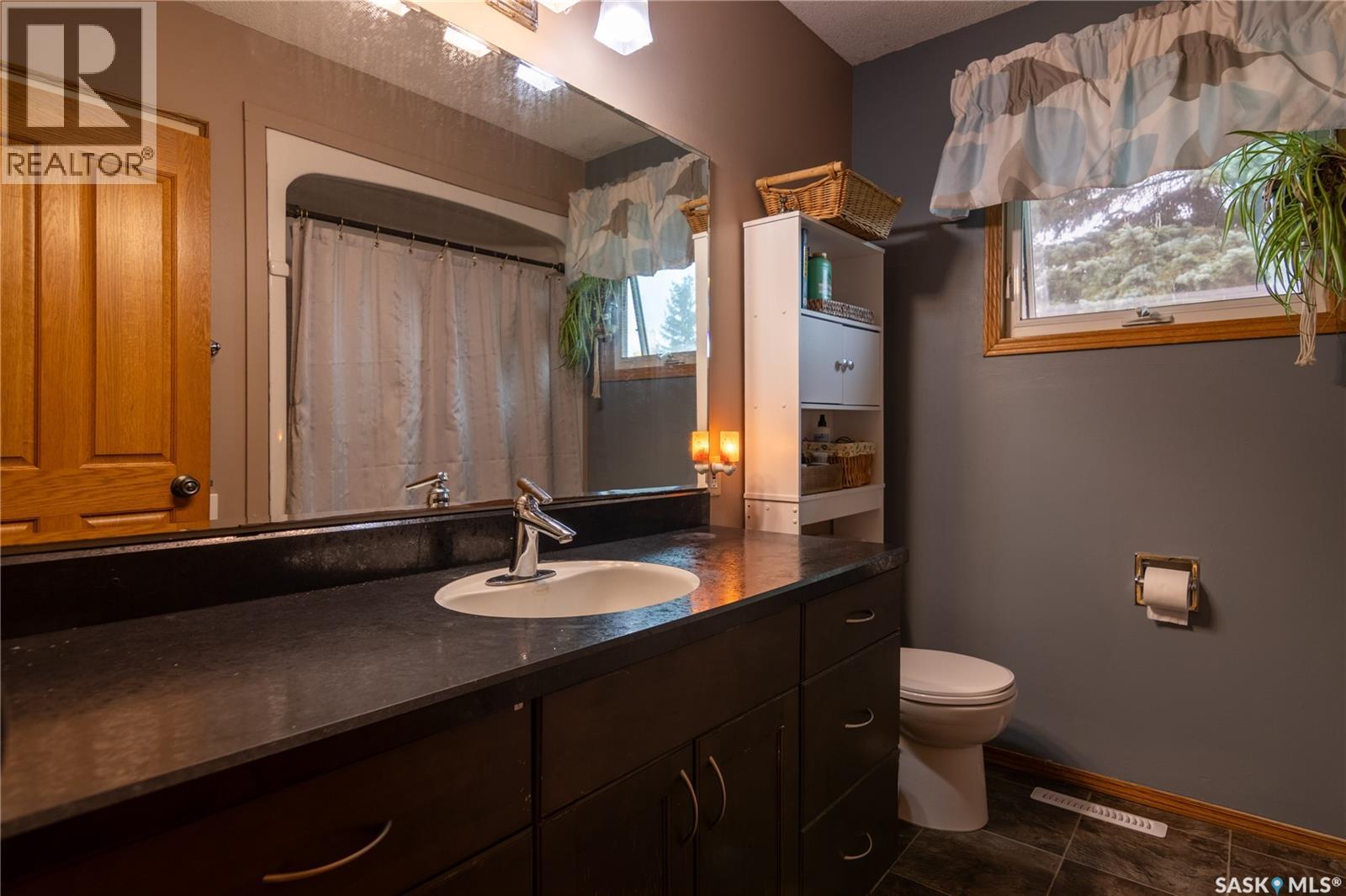 517 East DRIVE - 45