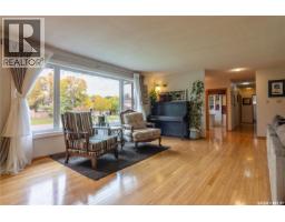517 East Drive, Esterhazy, SK S0A0X0 Photo 37