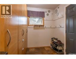517 East Drive, Esterhazy, SK S0A0X0 Photo 32