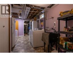 517 East Drive, Esterhazy, SK S0A0X0 Photo 68