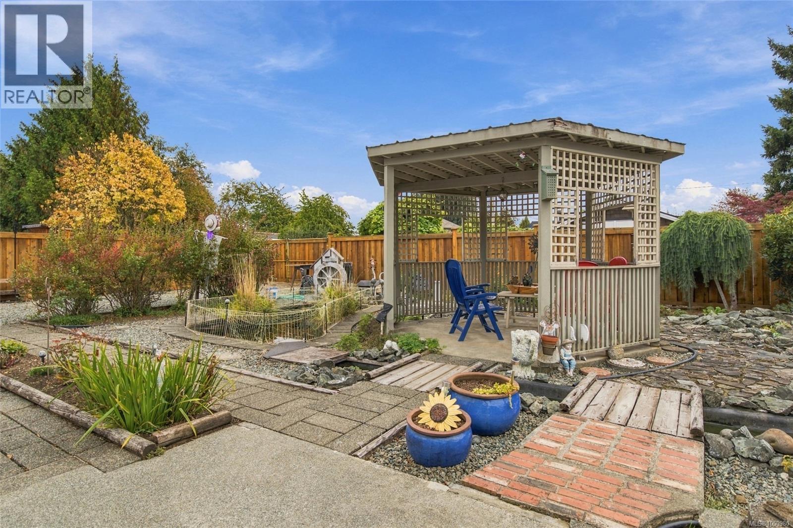 5449 Falls St - Image 23